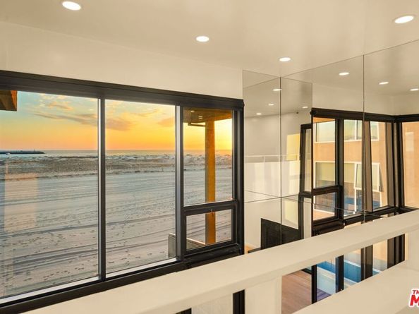 6 Voyage Street 108, Marina Del Rey CA 90292
