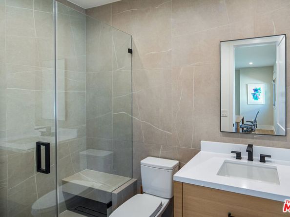 831 N Spaulding Avenue, Los Angeles CA 90046