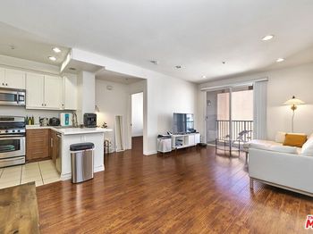 360 W Avenue 26