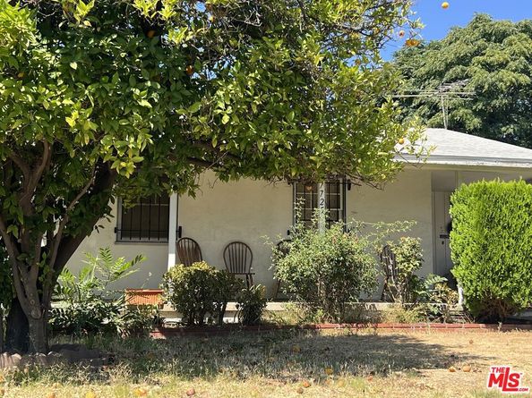 7725 Nestle Avenue, Reseda CA 91335