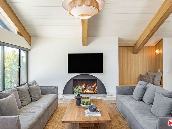 3525 Coast View Drive, Malibu CA 90265