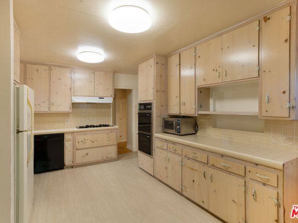 11202 Patom Drive, Culver City CA 90230