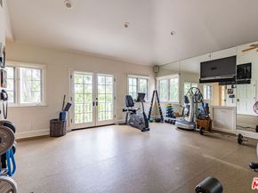 1417 Capri Drive, Pacific Palisades CA 90272