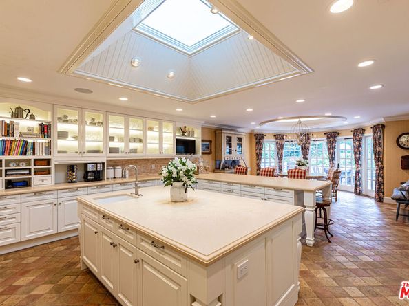 1417 Capri Drive, Pacific Palisades CA 90272