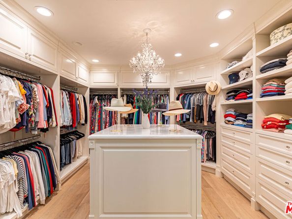 1417 Capri Drive, Pacific Palisades CA 90272
