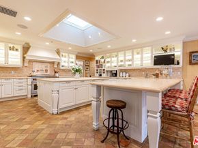 1417 Capri Drive, Pacific Palisades CA 90272