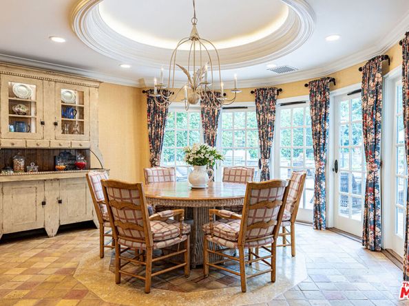 1417 Capri Drive, Pacific Palisades CA 90272