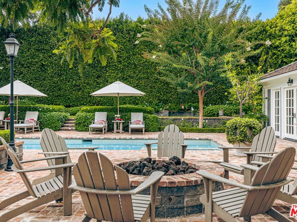 1417 Capri Drive, Pacific Palisades CA 90272