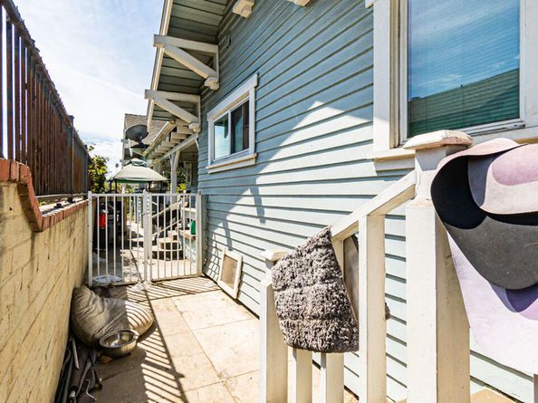 1559 W 49th Street, Los Angeles CA 90062