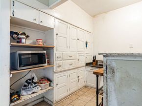 1559 W 49th Street, Los Angeles CA 90062