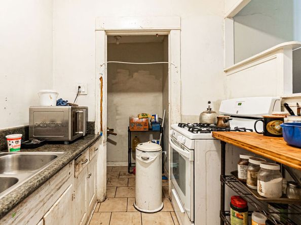 1559 W 49th Street, Los Angeles CA 90062