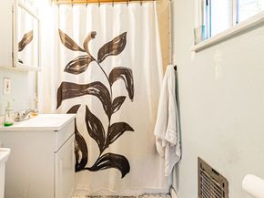 1559 W 49th Street, Los Angeles CA 90062