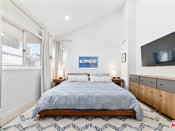 3832 W Avenue 43 5, Los Angeles CA 90041