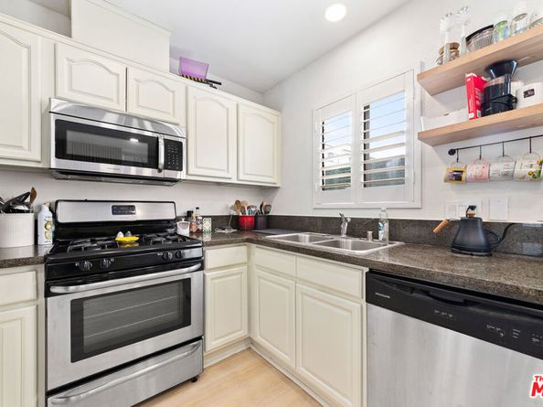 3832 W Avenue 43 5, Los Angeles CA 90041