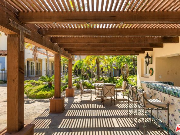 7160 Dume Drive, Malibu CA 90265