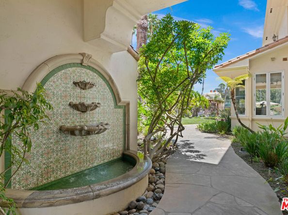 7160 Dume Drive, Malibu CA 90265