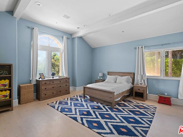 7160 Dume Drive, Malibu CA 90265