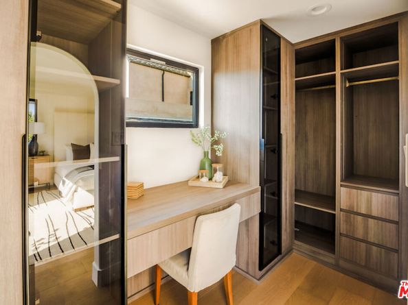 8921 Appian Way, Los Angeles CA 90046