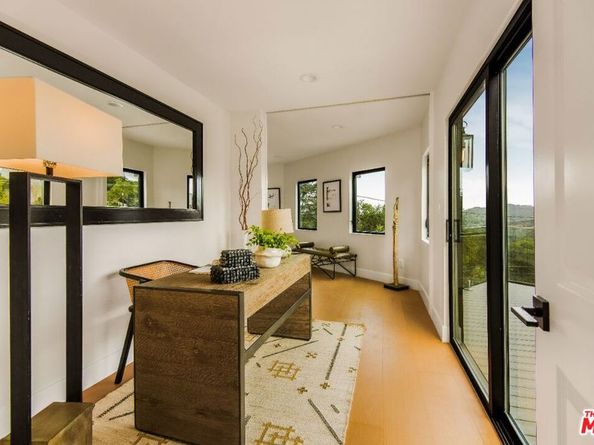 8921 Appian Way, Los Angeles CA 90046