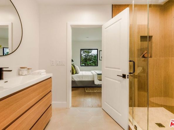 8921 Appian Way, Los Angeles CA 90046
