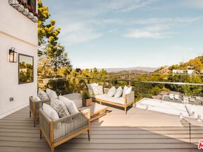 8921 Appian Way, Los Angeles CA 90046