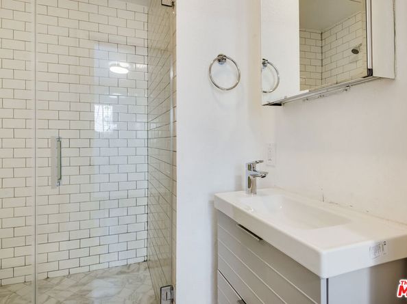 1742 W 36th Street, Los Angeles CA 90018