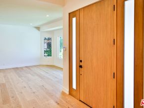 6427 Hedding Street, Los Angeles CA 90045