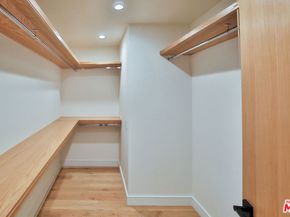 6427 Hedding Street, Los Angeles CA 90045