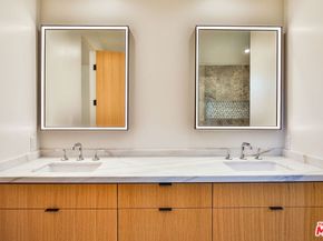 6427 Hedding Street, Los Angeles CA 90045