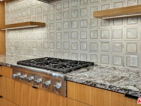 6427 Hedding Street, Los Angeles CA 90045