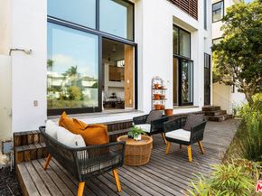 5106 Pacific Avenue, Marina Del Rey CA 90292