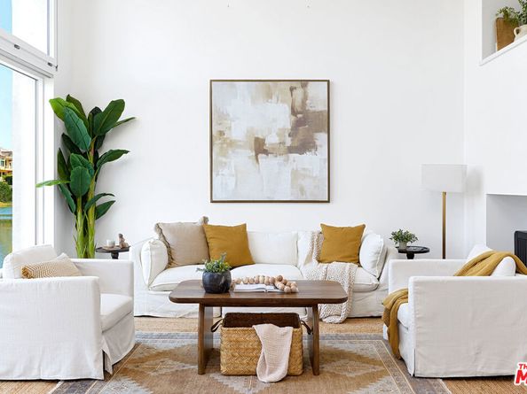 5106 Pacific Avenue, Marina Del Rey CA 90292