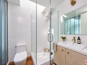 5106 Pacific Avenue, Marina Del Rey CA 90292