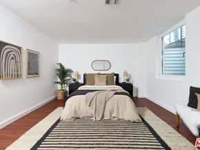 5106 Pacific Avenue, Marina Del Rey CA 90292