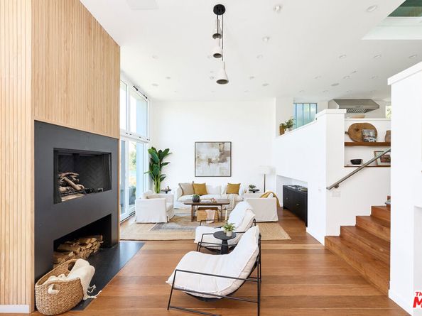 5106 Pacific Avenue, Marina Del Rey CA 90292