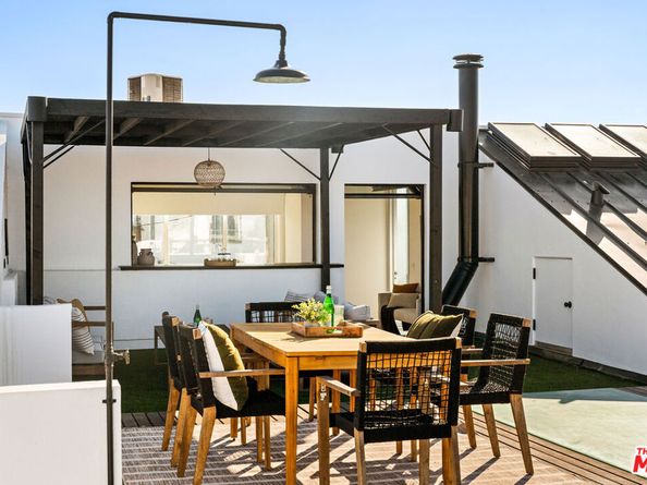 5106 Pacific Avenue, Marina Del Rey CA 90292