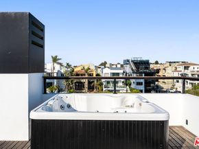 5106 Pacific Avenue, Marina Del Rey CA 90292