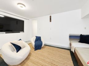 5106 Pacific Avenue, Marina Del Rey CA 90292