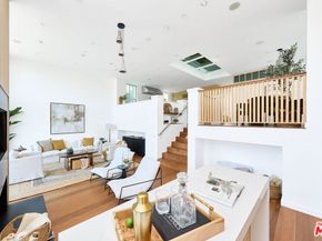 5106 Pacific Avenue, Marina Del Rey CA 90292