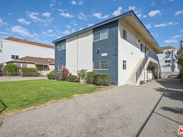 2250 N Frederic Street, Burbank CA 91504