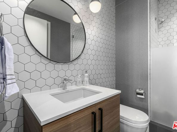 1645 N Vine Street 606, Los Angeles CA 90028