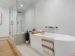 1046 Princeton Drive 105, Marina Del Rey CA 90292