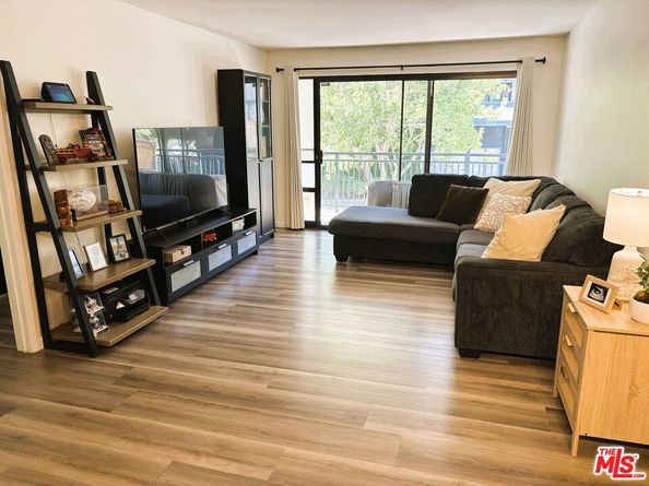 4589 Via Marisol 257, Los Angeles CA 90042