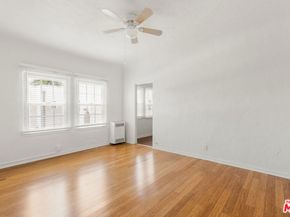 5320 W Olympic Boulevard, Los Angeles CA 90036