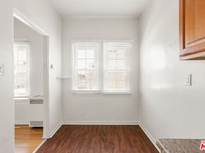 5320 W Olympic Boulevard, Los Angeles CA 90036