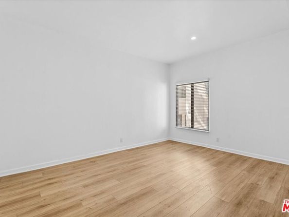 8162 Manitoba Street 209, Playa Del Rey CA 90293
