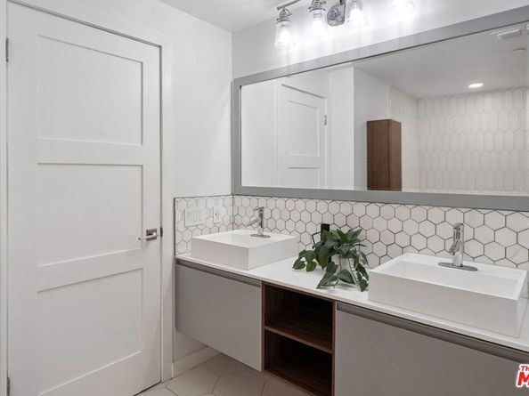 140 Ocean Park Boulevard 419, Santa Monica CA 90405