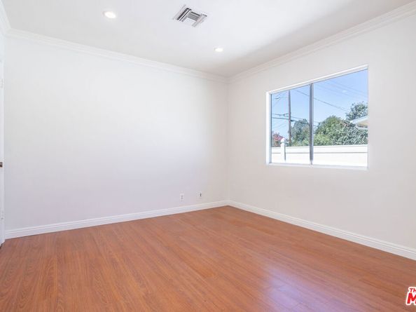 15065 Vose Street, Van Nuys CA 91405