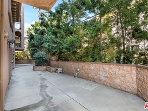 1248 N Laurel Avenue 103, West Hollywood CA 90046