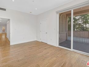 1248 N Laurel Avenue 103, West Hollywood CA 90046